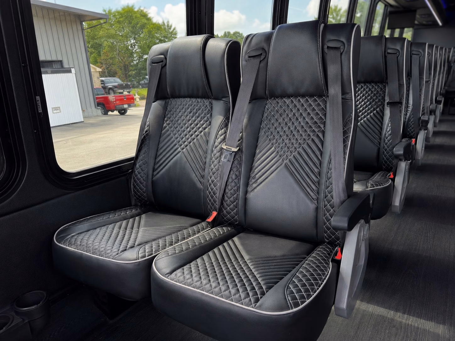 out of town guest shuttles from bradley international airport to southington