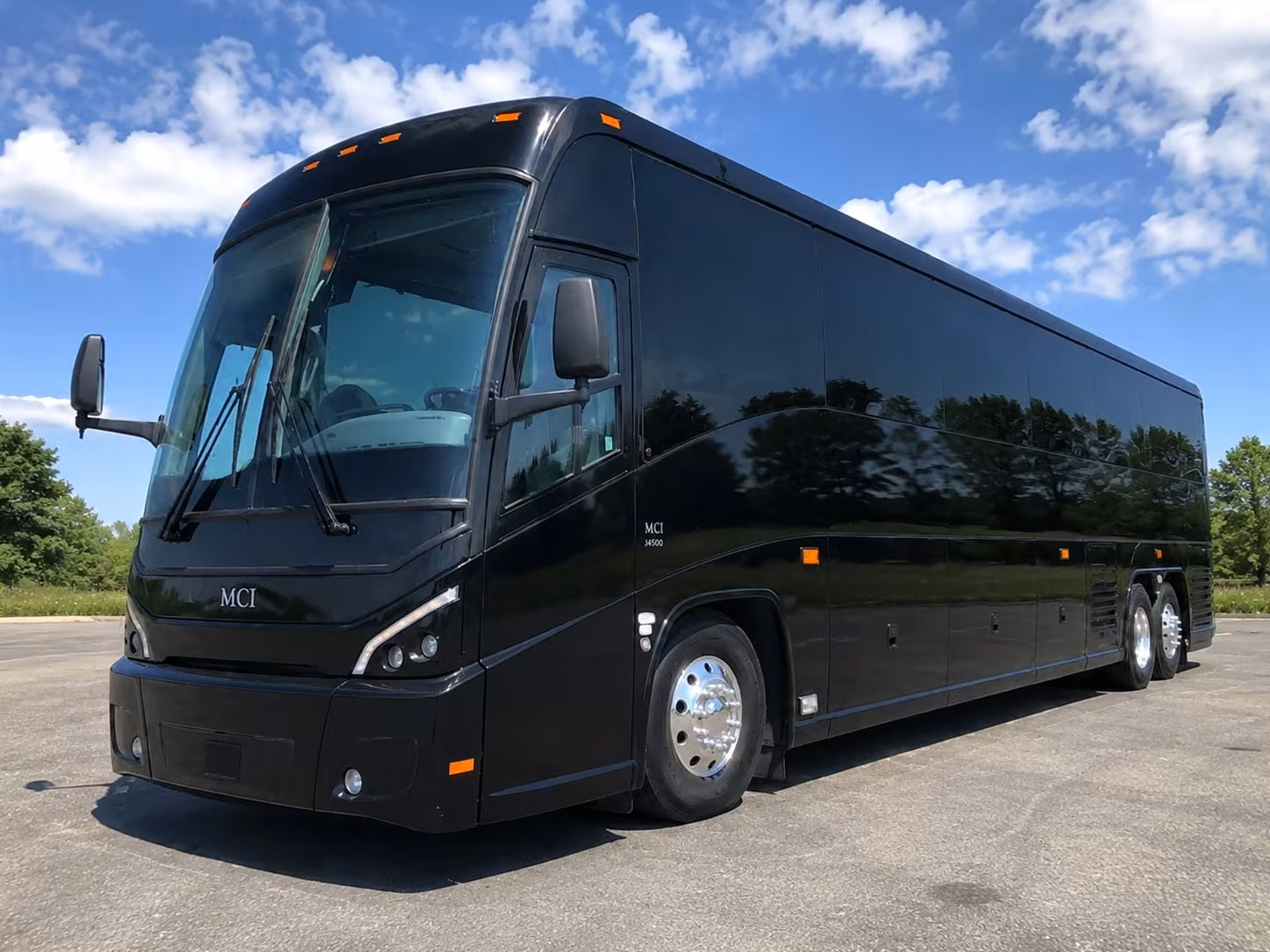 party buses for southington prom groups who want to arrive in style