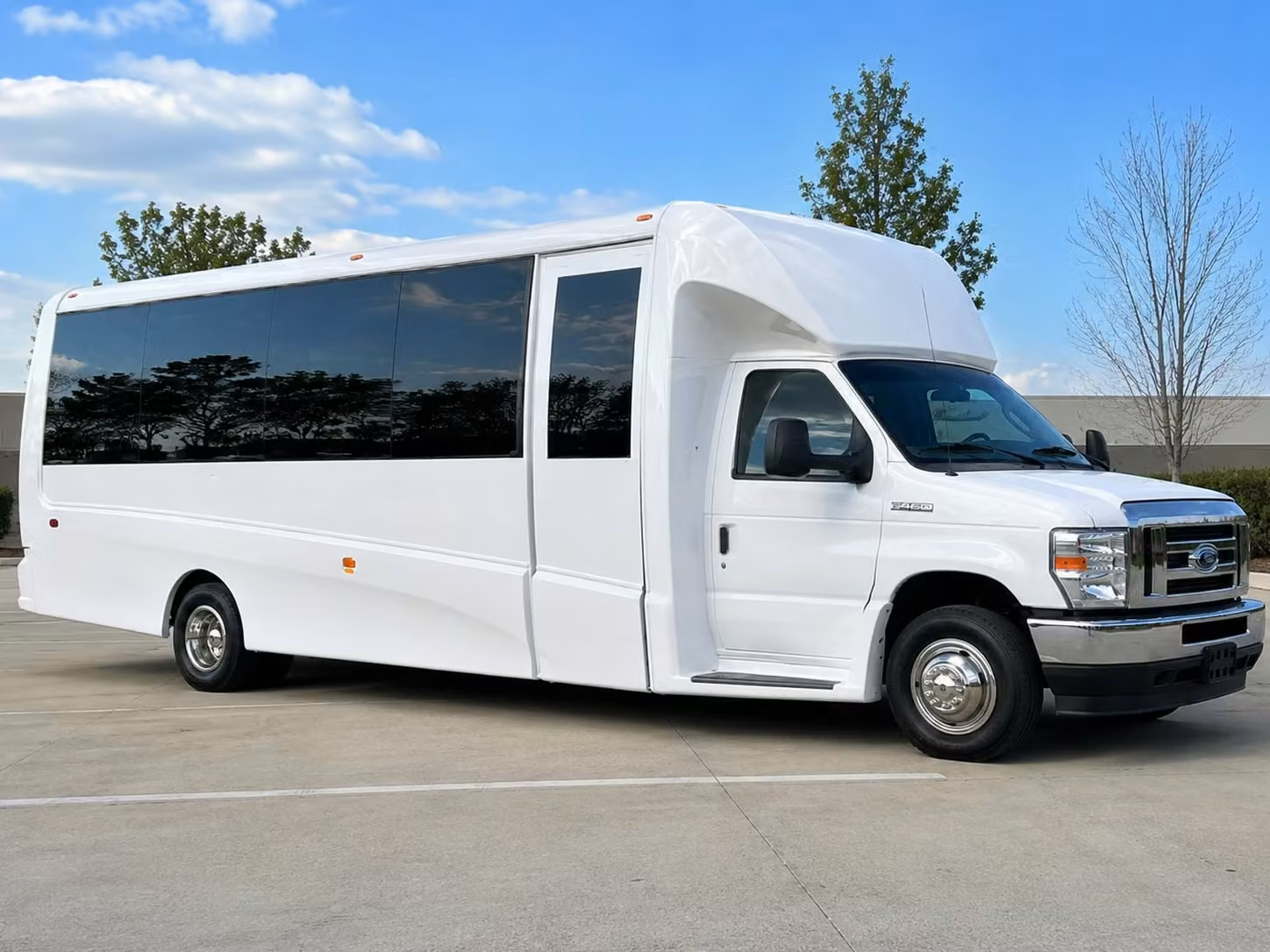 southington 15 passenger minibus rental