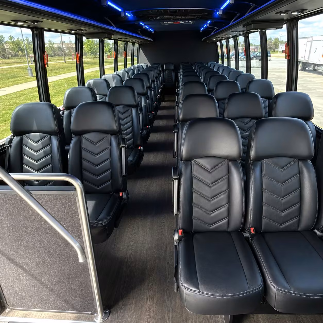 southington 25 passenger minibus rental